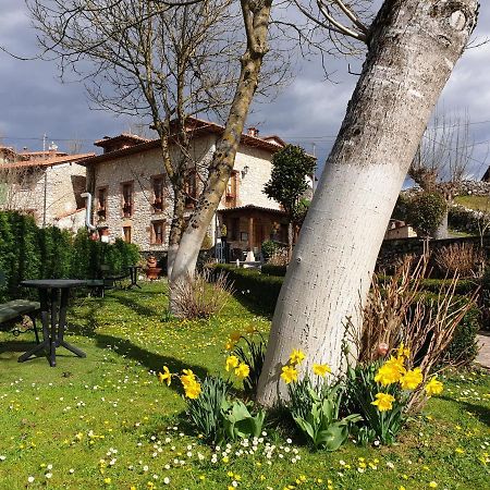 Penzion La Casona Del Jou Ortiguero Exteriér fotografie