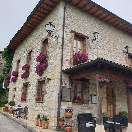 Penzion La Casona Del Jou Ortiguero Exteriér fotografie