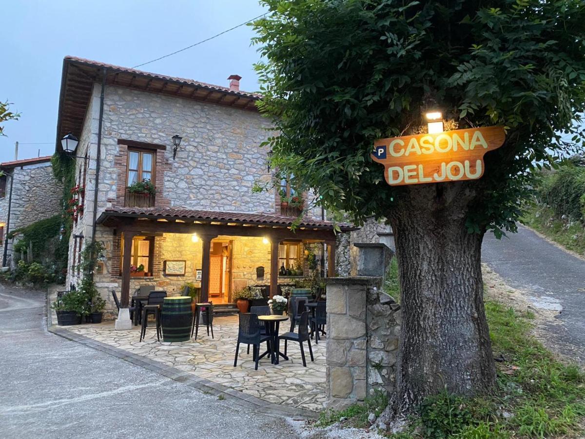 Penzion La Casona Del Jou Ortiguero Exteriér fotografie