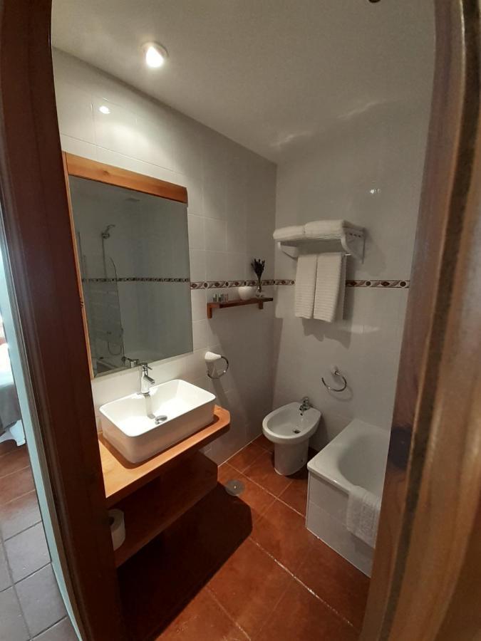 Penzion La Casona Del Jou Ortiguero Exteriér fotografie