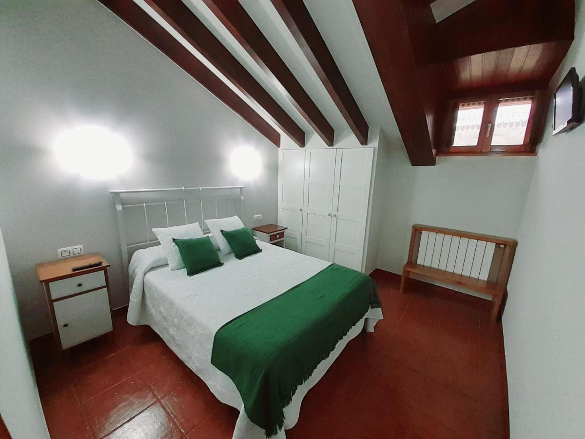 Penzion La Casona Del Jou Ortiguero Exteriér fotografie