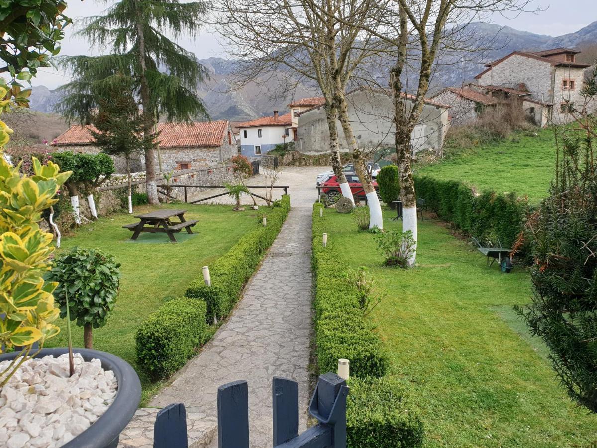 Penzion La Casona Del Jou Ortiguero Exteriér fotografie